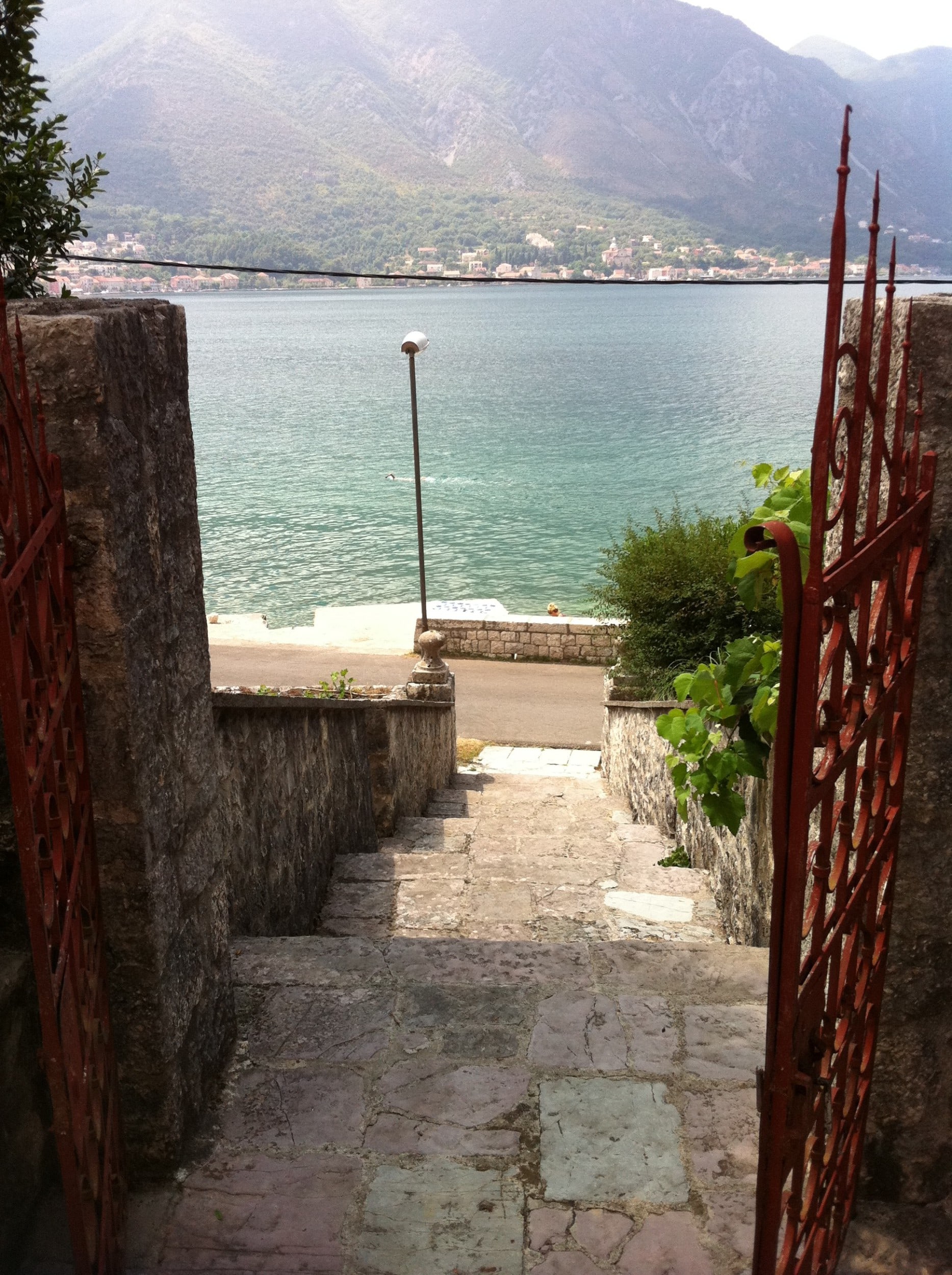 Semi-detached waterfront stone house in Dobrota