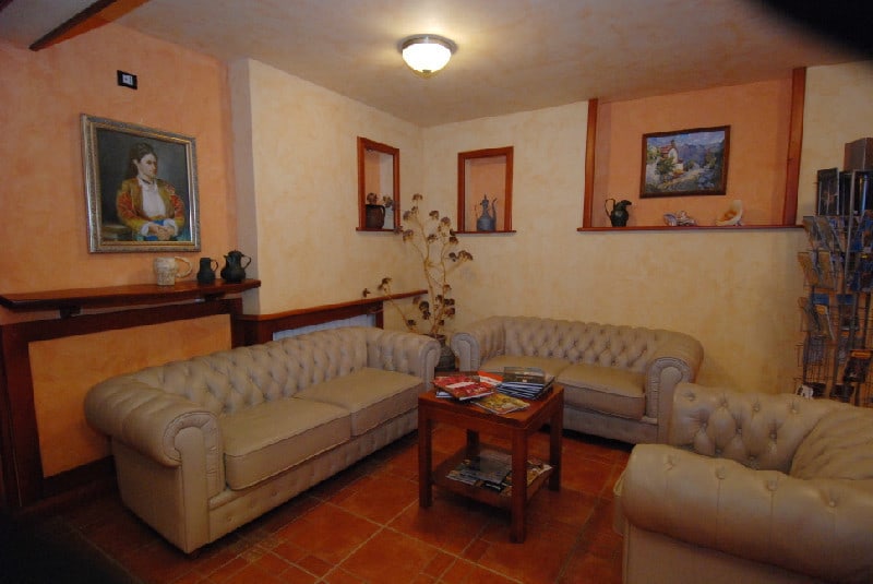 Waterfront hotel in Stoliv