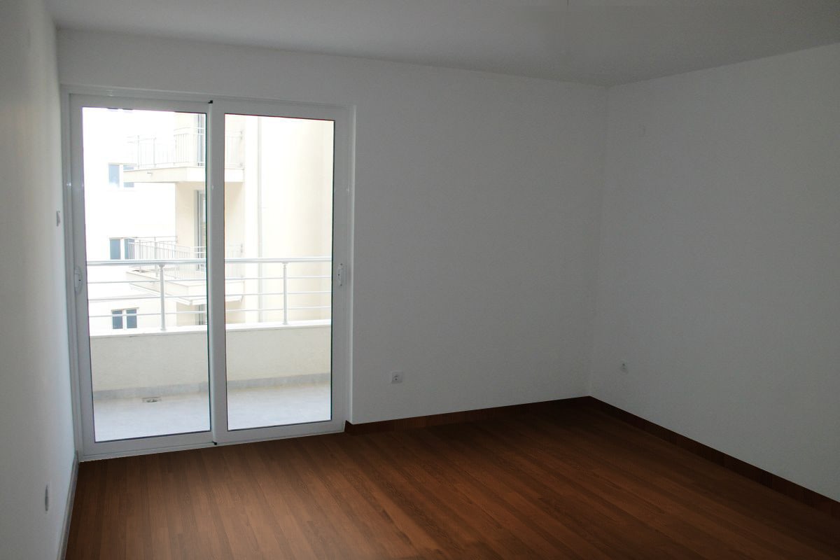 New apartments with limited sea views