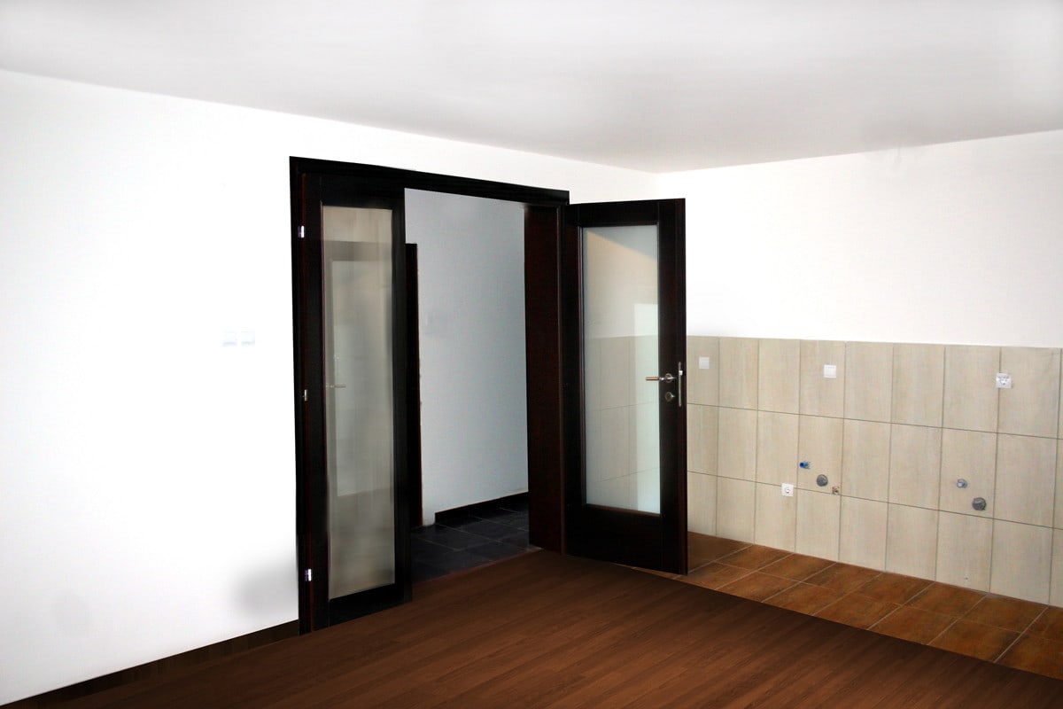 New apartments with limited sea views