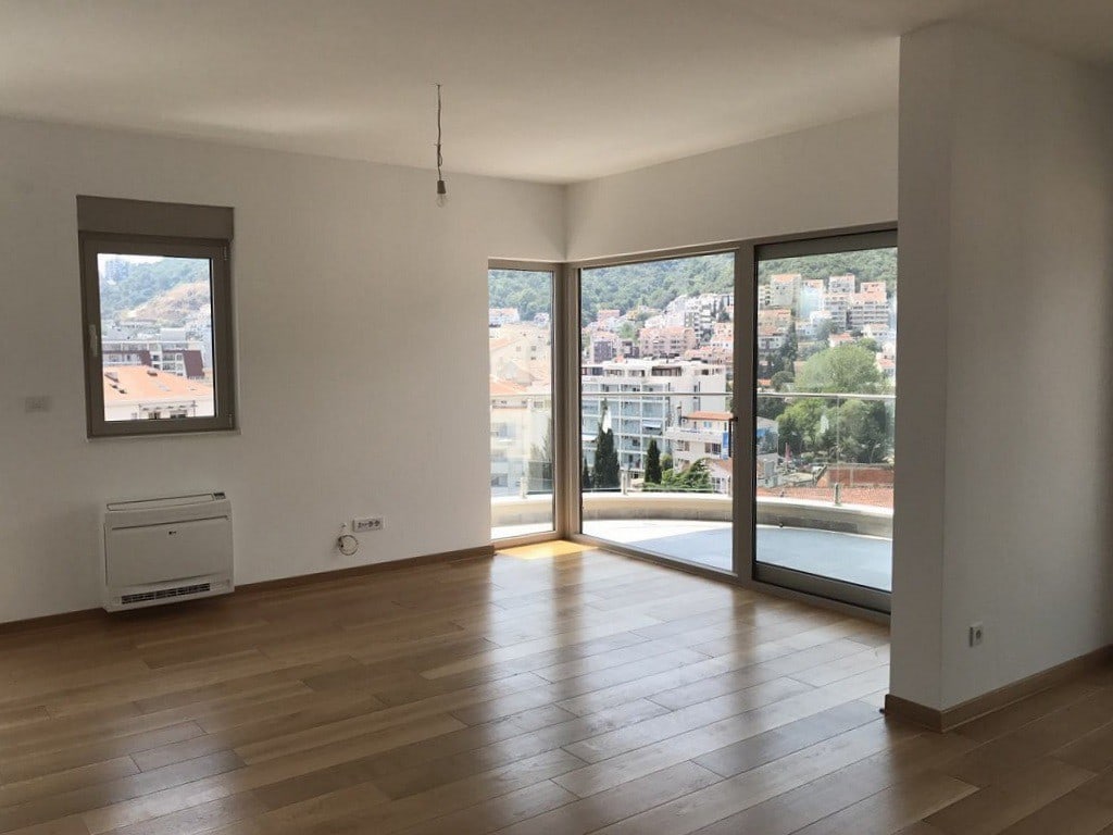 newly-built 3 bedroom apartment