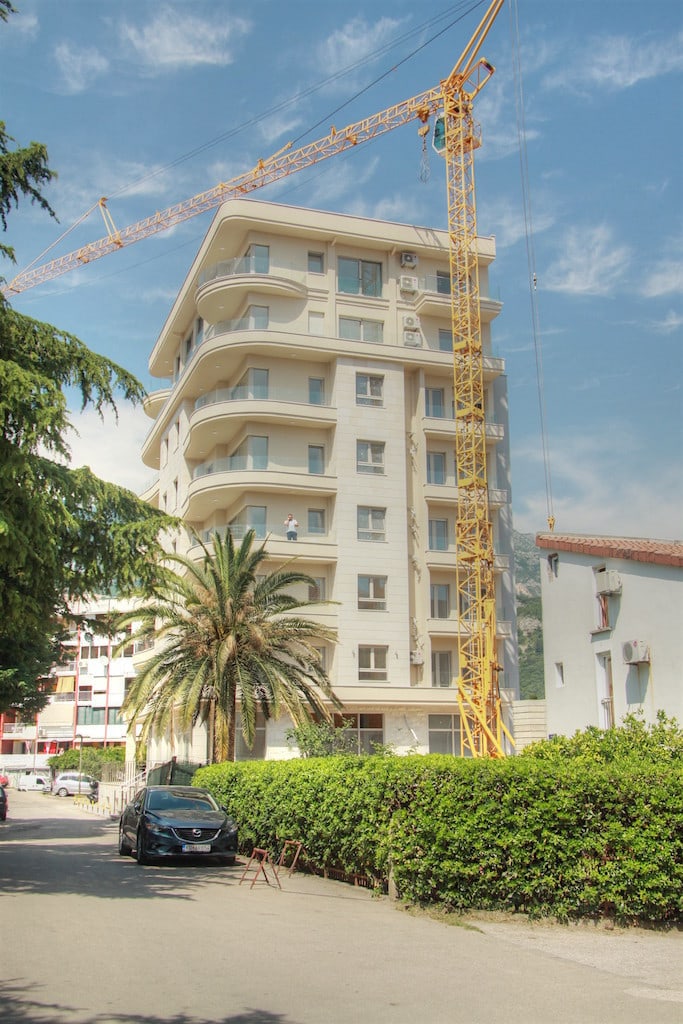 newly-built 3 bedroom apartment