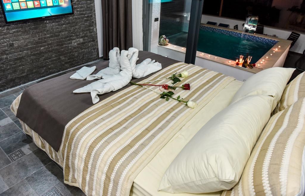 Exclusive 5-star hotel, Pines