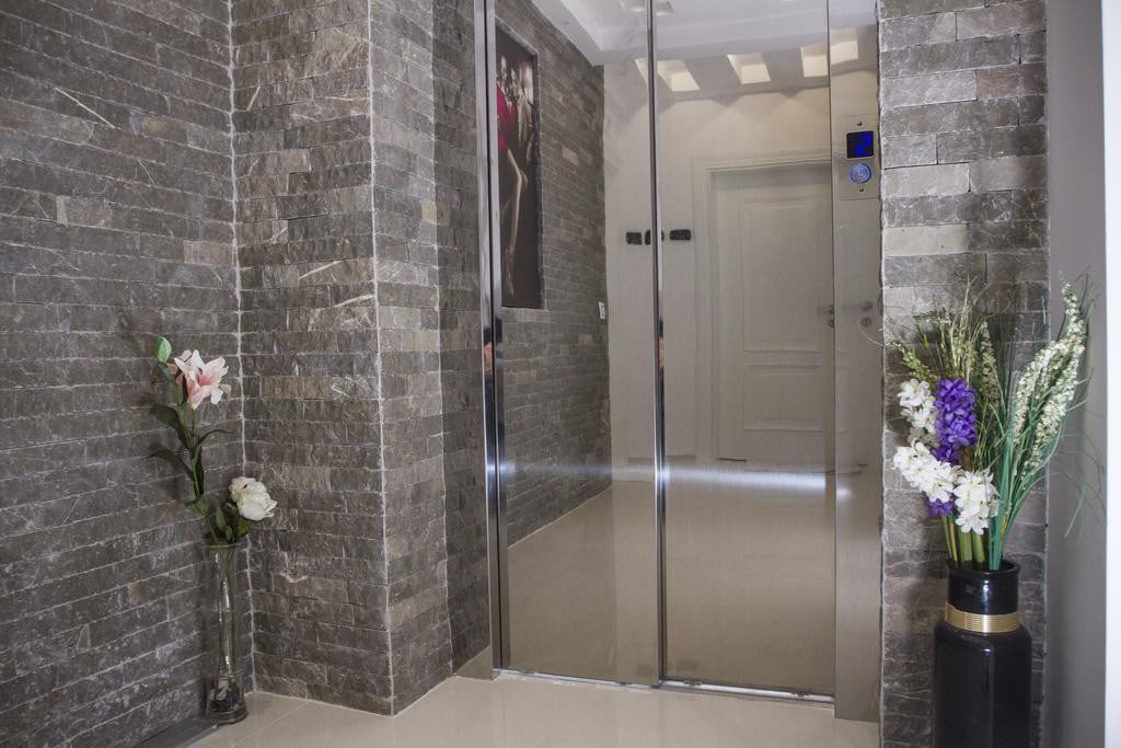 Exclusive 5-star hotel, Pines