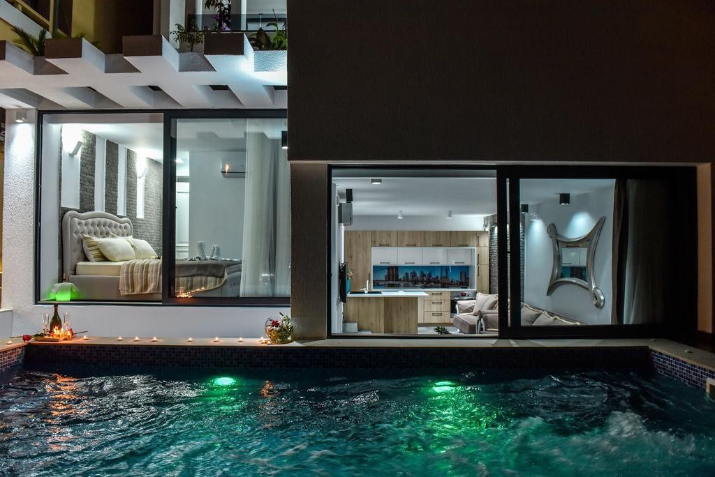 Exclusive 5-star hotel, Pines