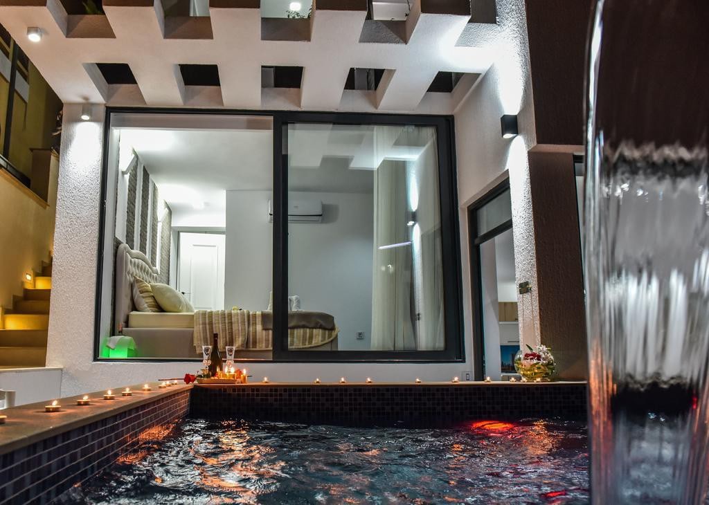 Exclusive 5-star hotel, Pines