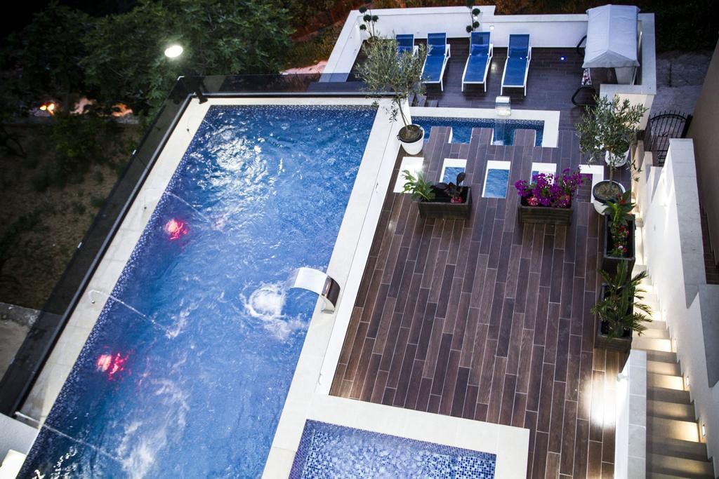 Exclusive 5-star hotel, Pines