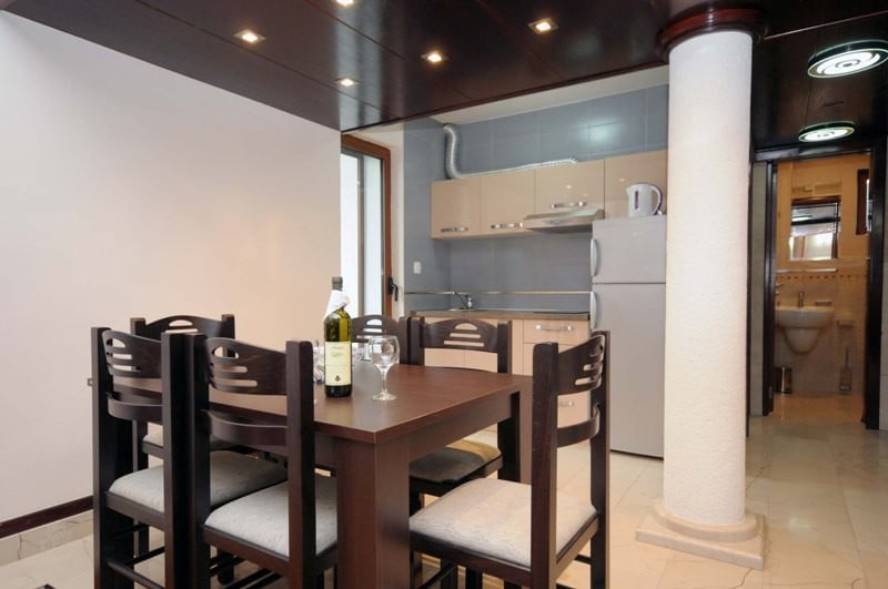 Apart Hotel on the main boulevard in Budva