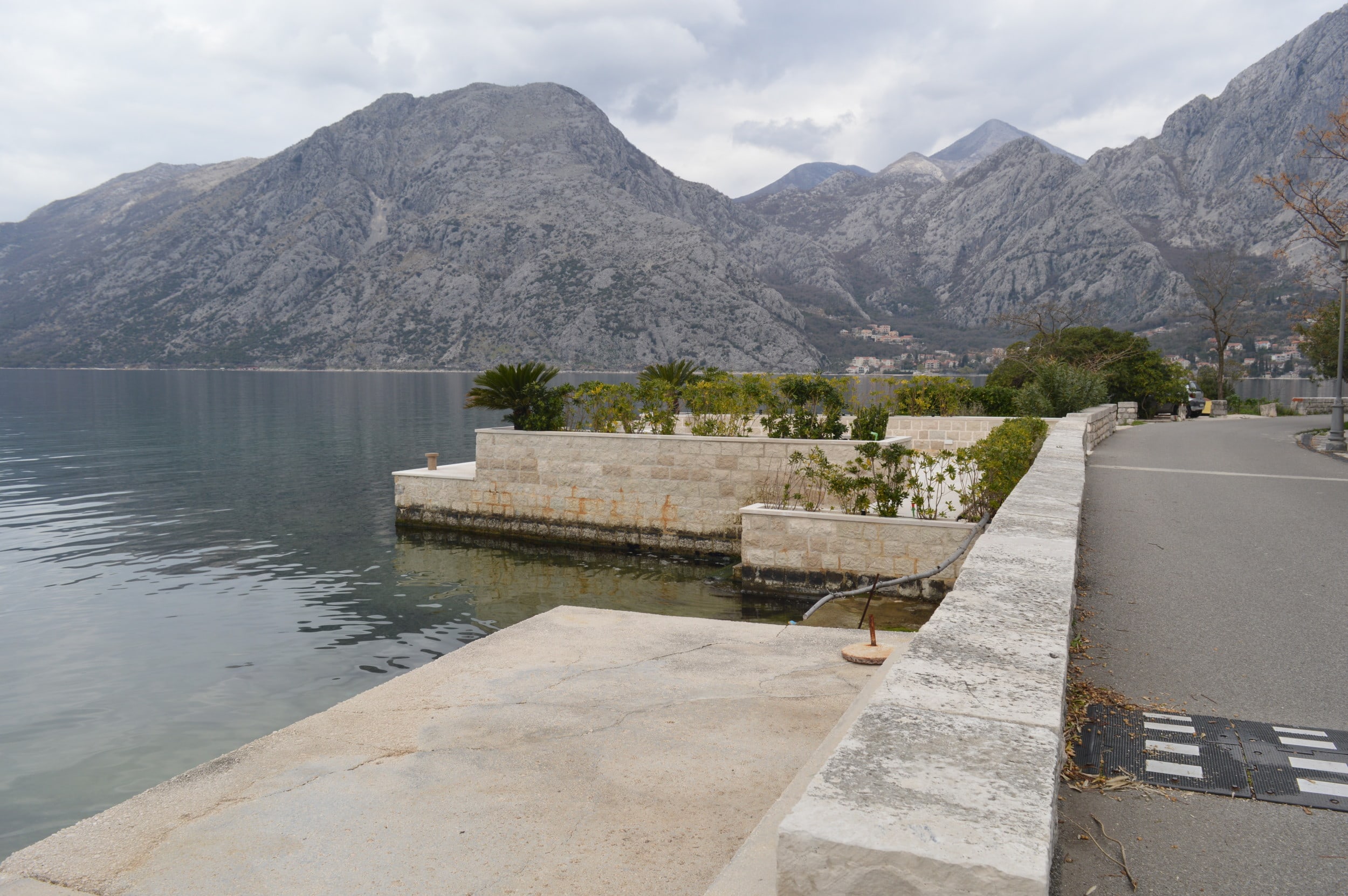 House with a sea view in Ljuta