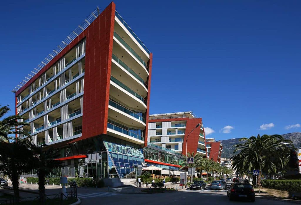 High-class commercial property unit