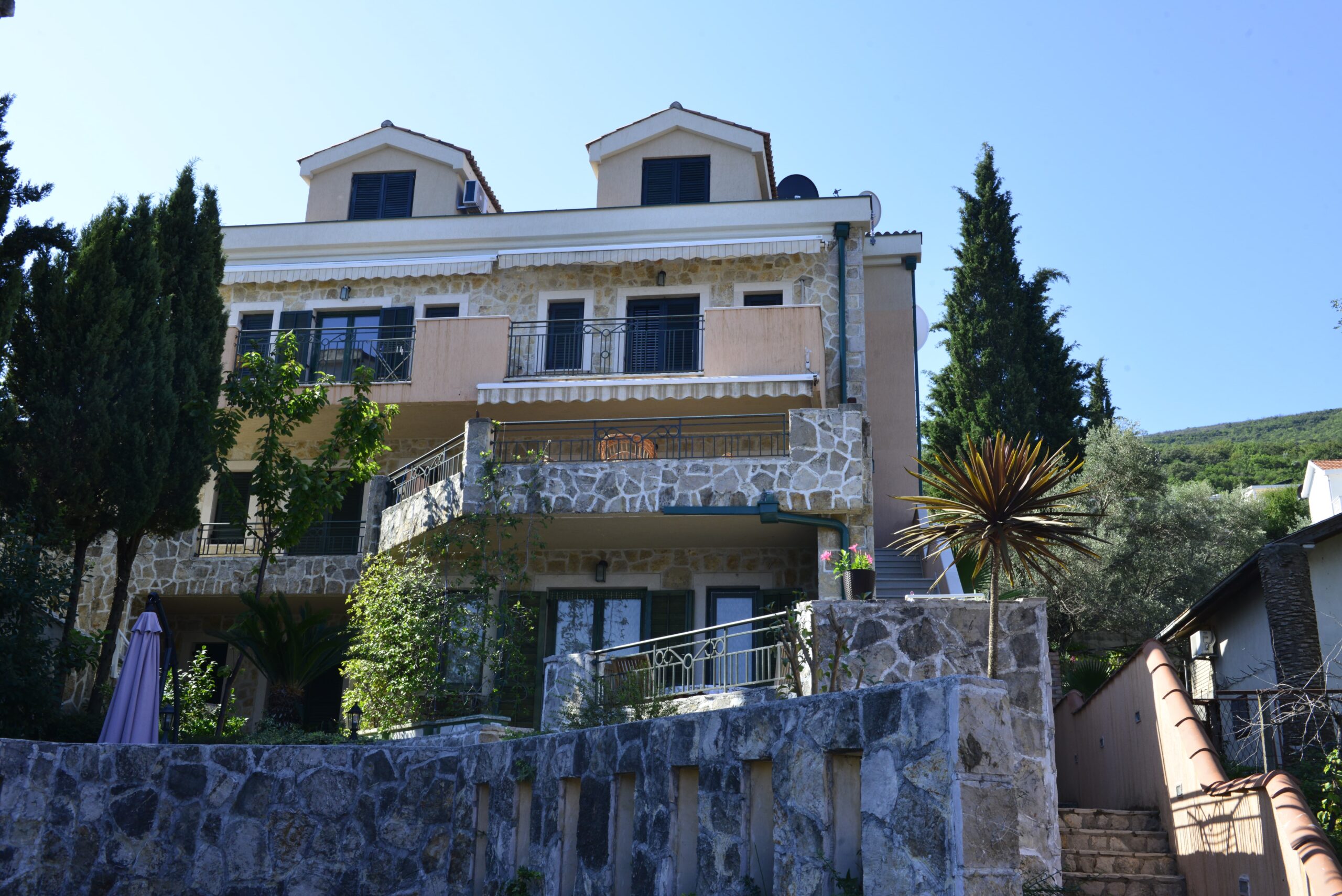 Apartment in Krasici