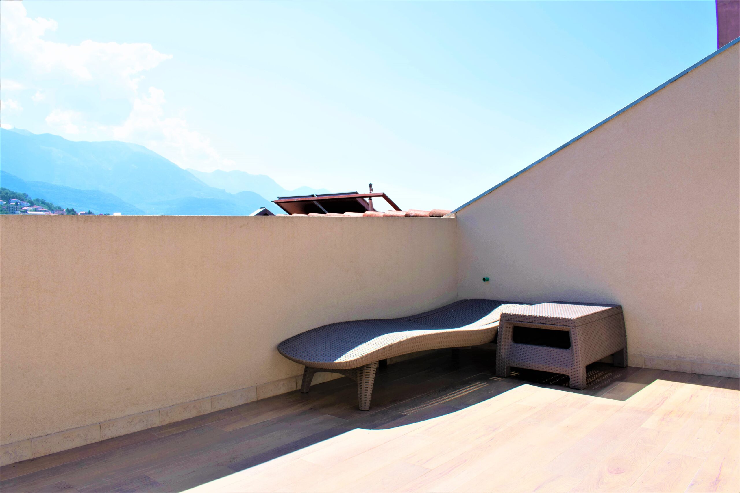 Beautiful duplex in the center of Tivat