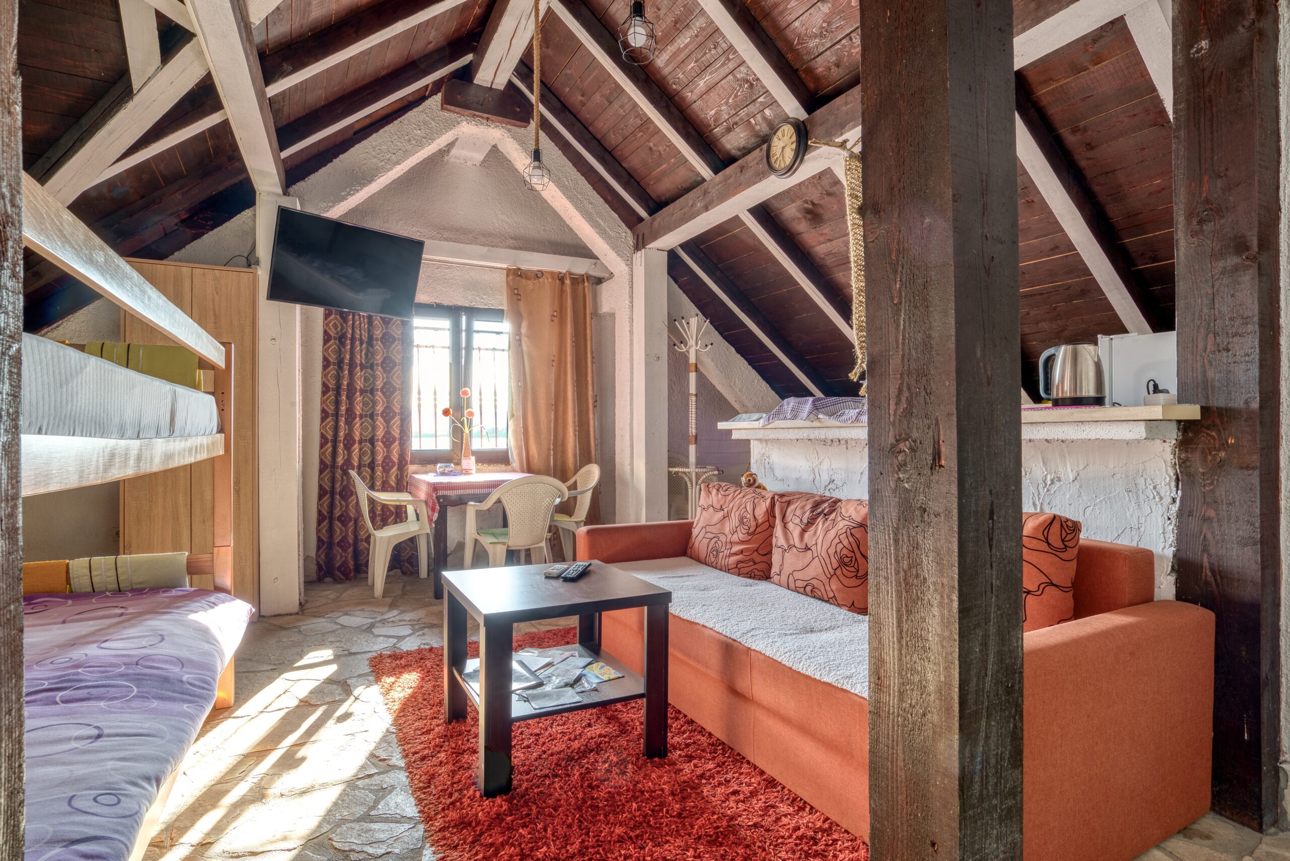 Semi-detached mini hotel on first line Kalimanj