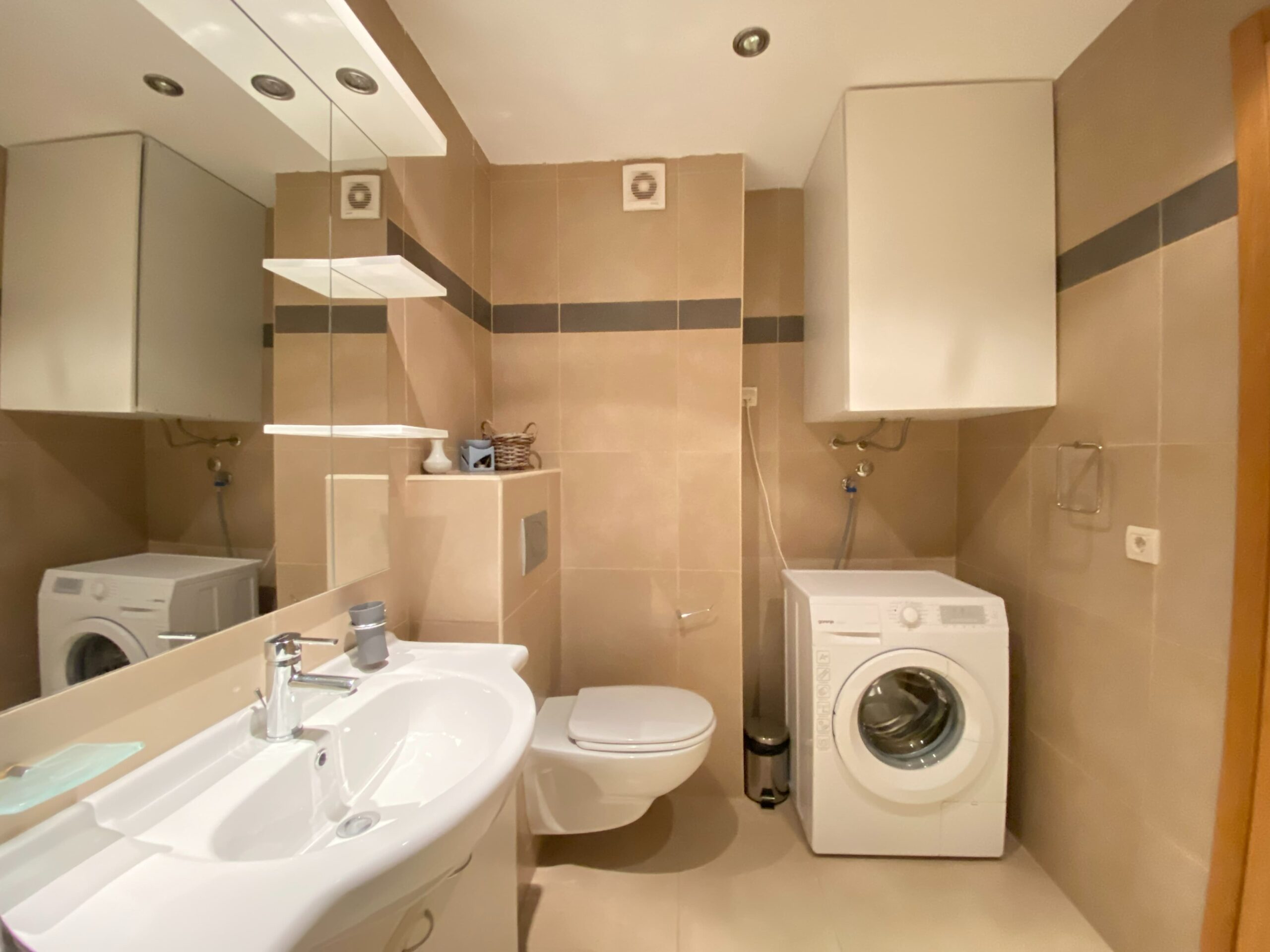 Two-bedroom apartment in modern complex with pool