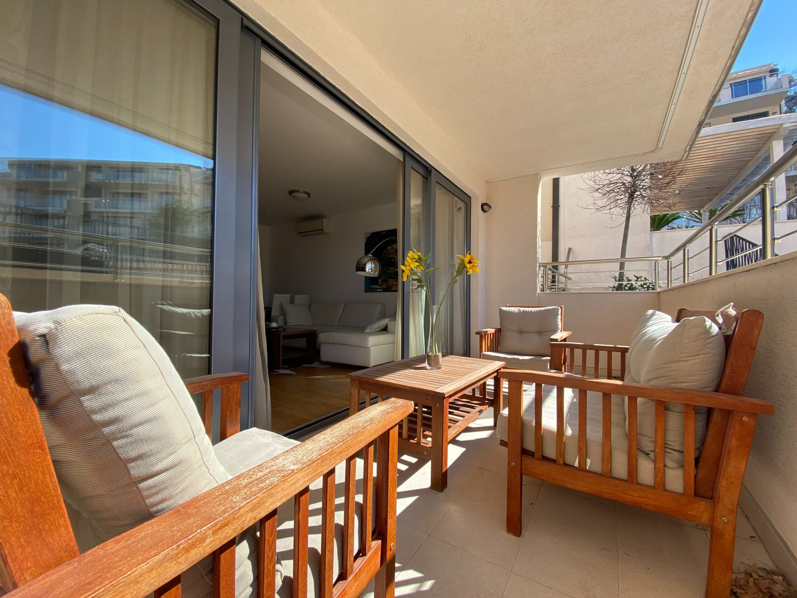 Two-bedroom apartment in modern complex with pool