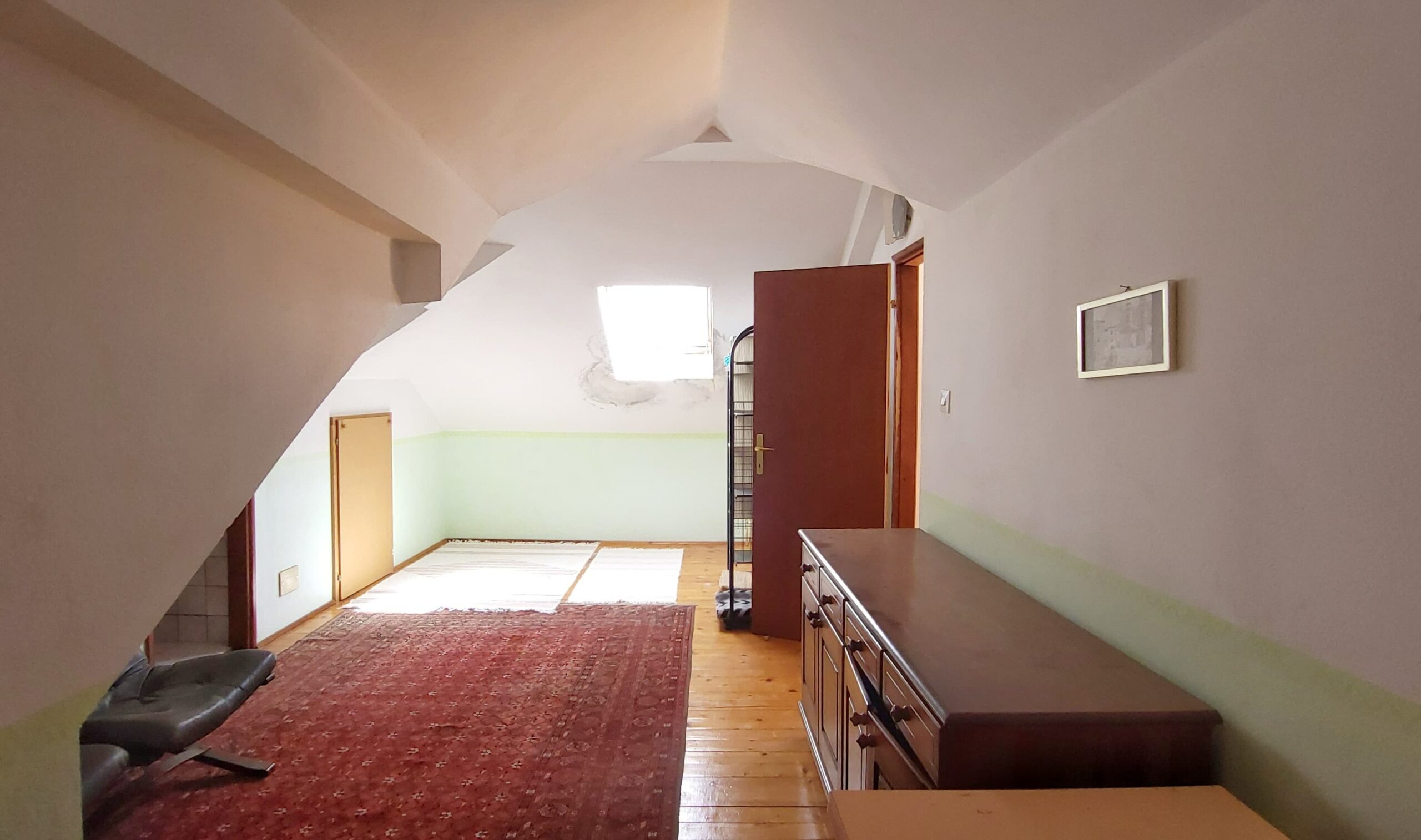 Front line stone house for renovation