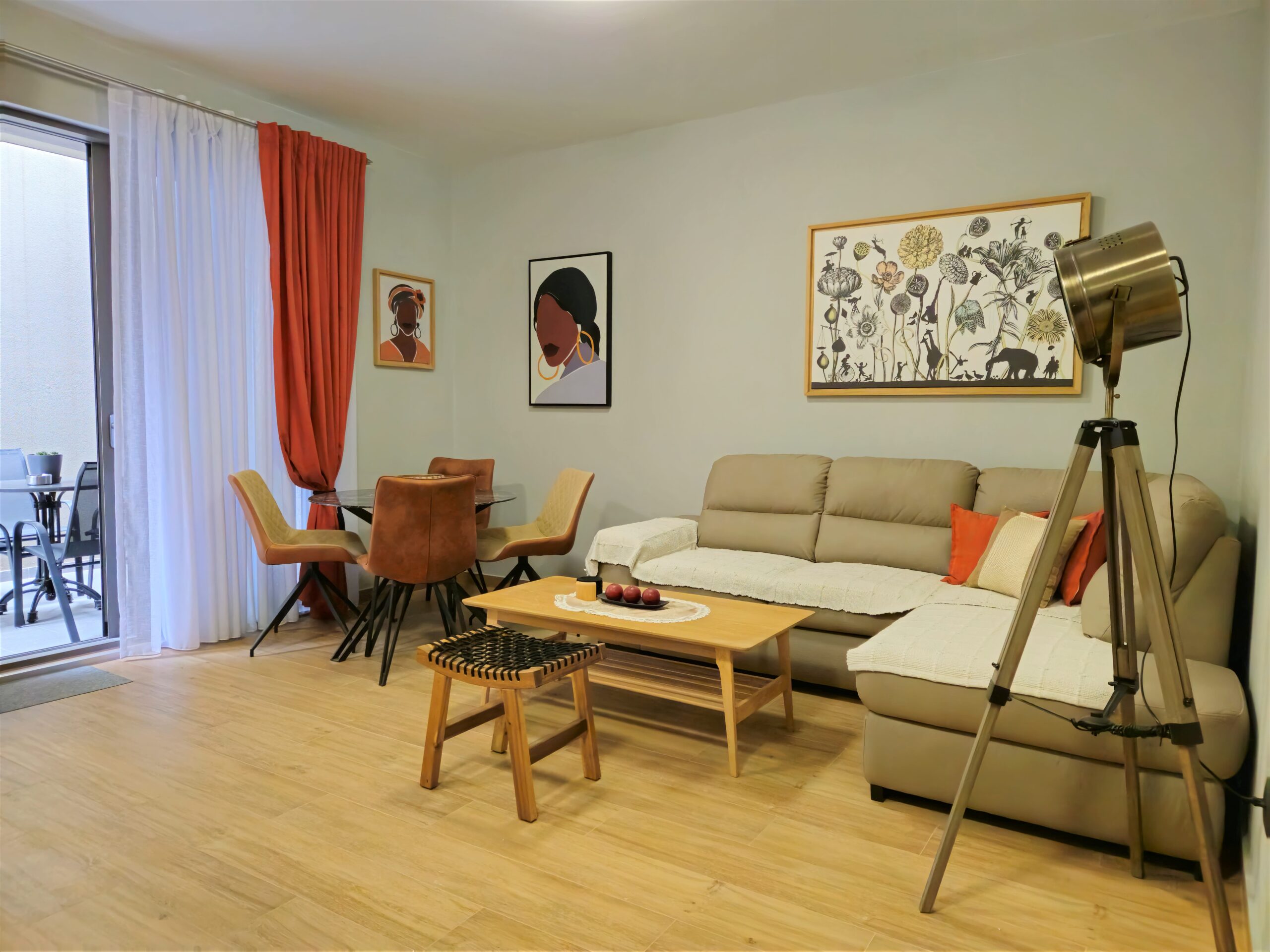 Modern one-bedroom apartment in Dobrota