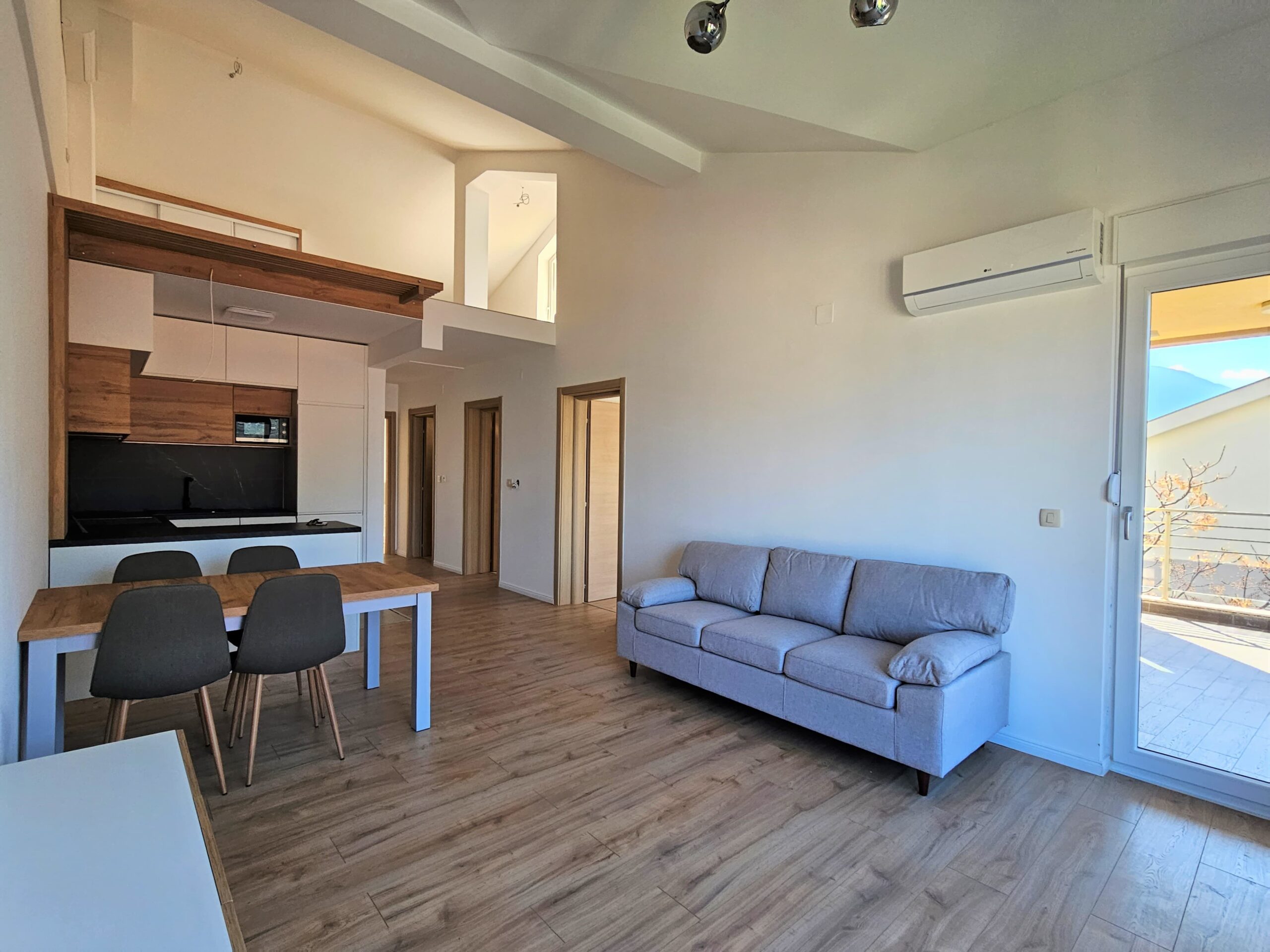 Modern duplex with open views of the Bay, Dobrota