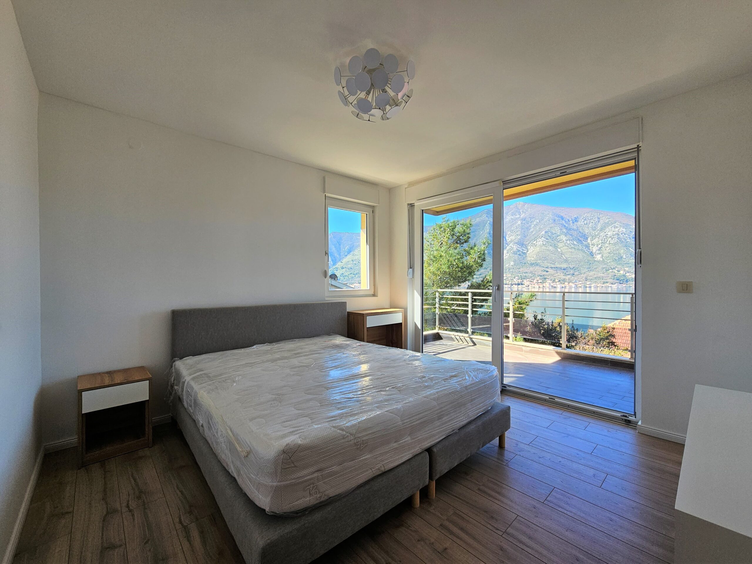 Modern duplex with open views of the Bay, Dobrota