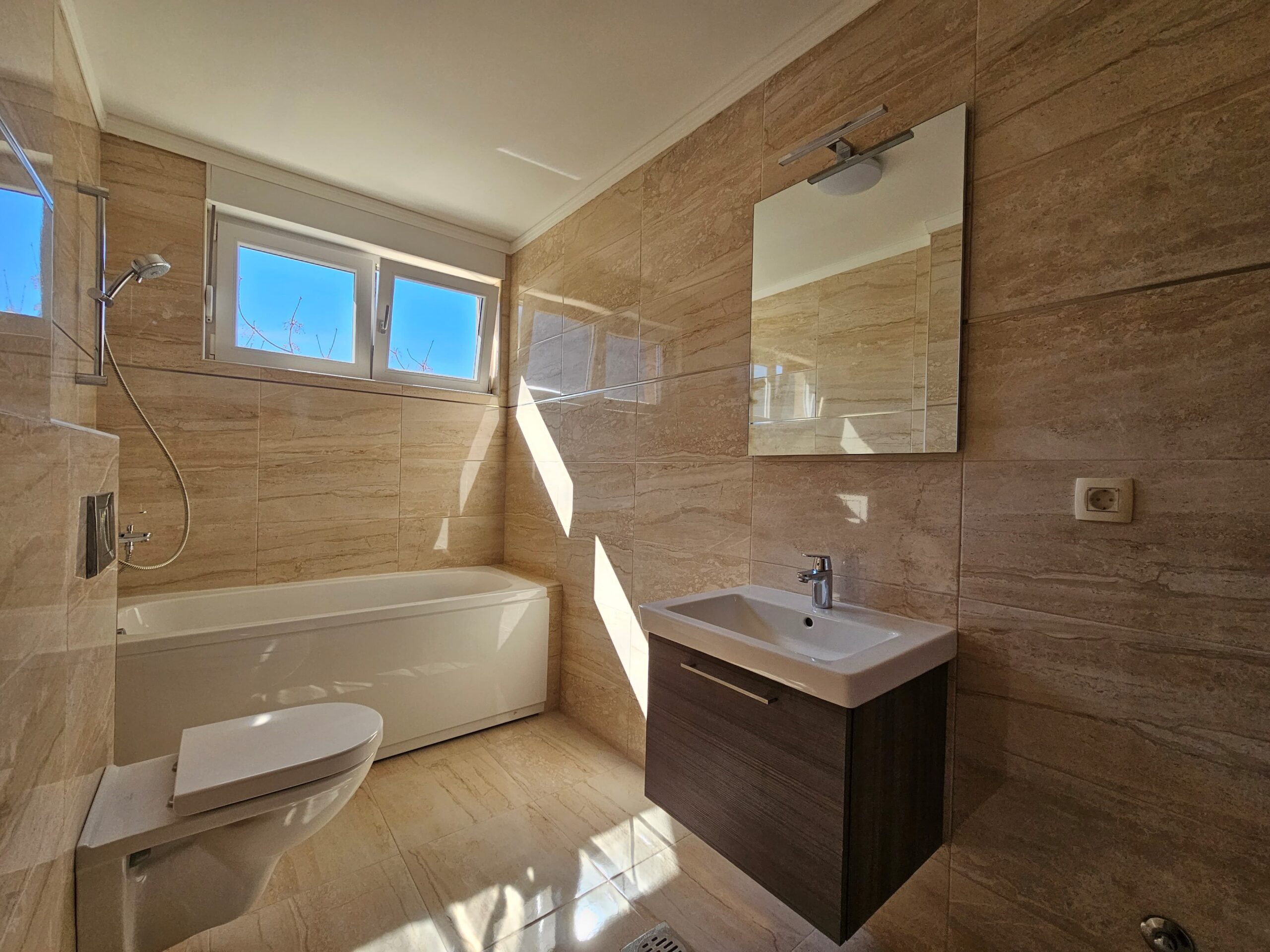 Modern duplex with open views of the Bay, Dobrota