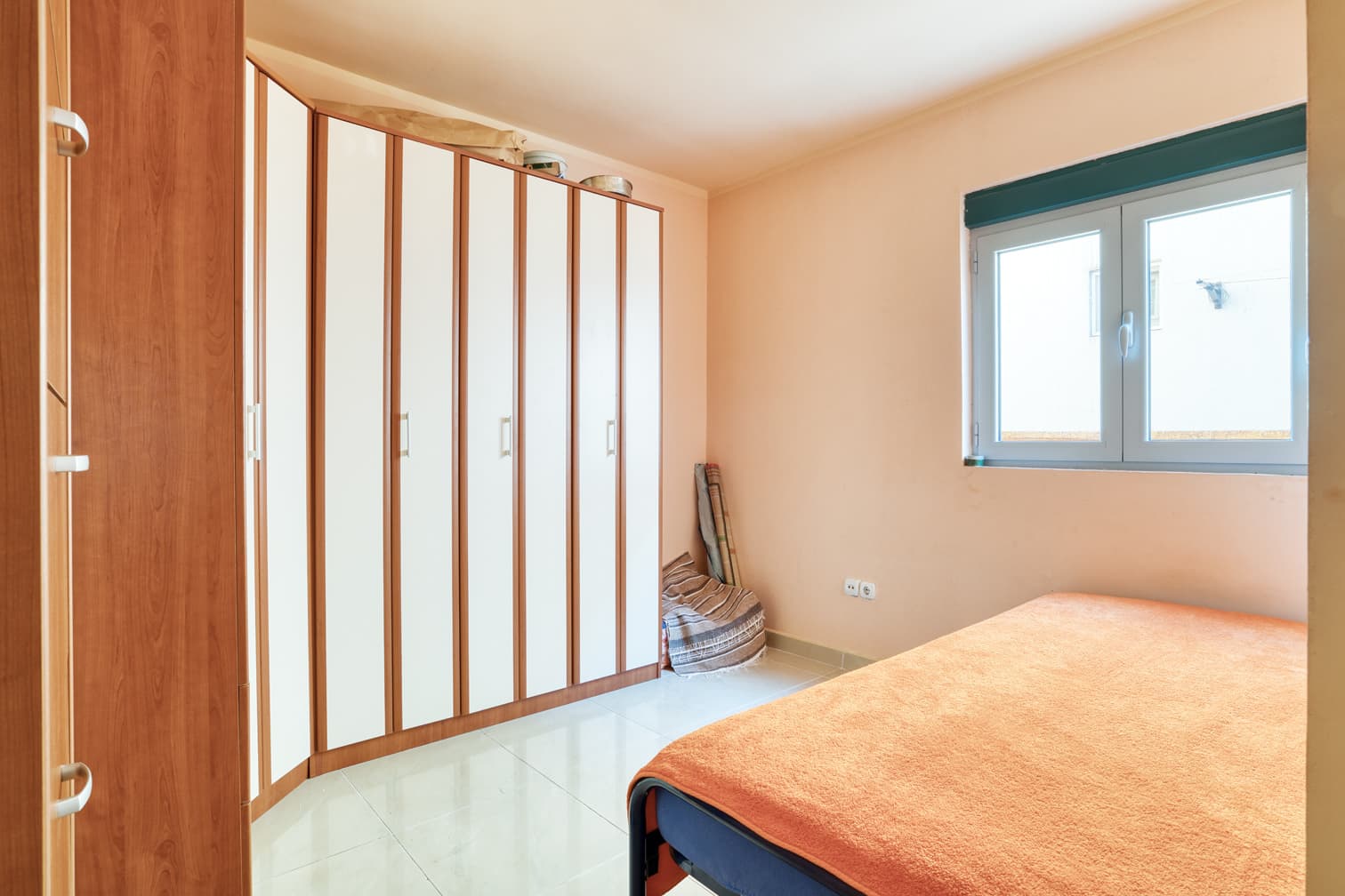 Two-bedroom apartment with a terrace, Budva